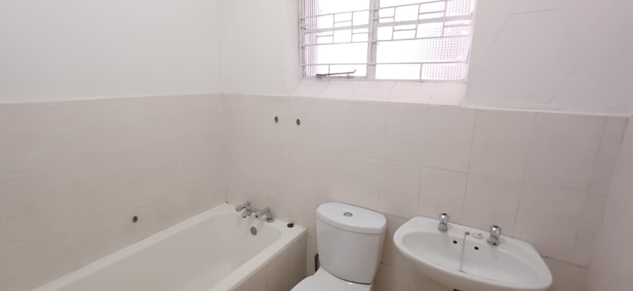 1 Bedroom Property for Sale in Quigney Eastern Cape